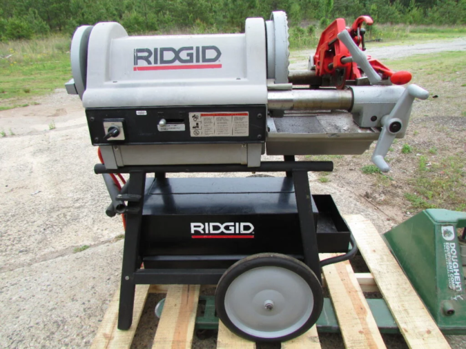 aluguel-de-rosqueadeira-ridgid-lrc-locacoes